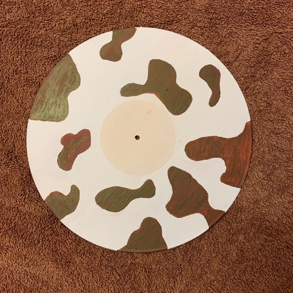 Cow Print Vinyl Painting - Picture 3 of 3